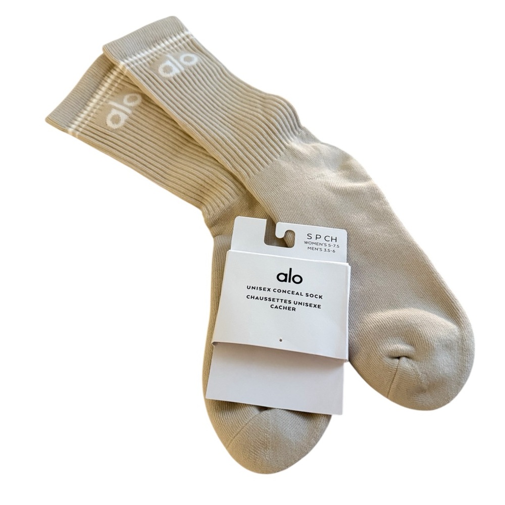 ALO Yoga Cream Ribbed Socks - Picture 2 of 5